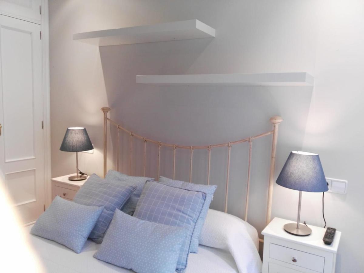 Apartamento Plaza De Espana Ribadeo Ngoại thất bức ảnh